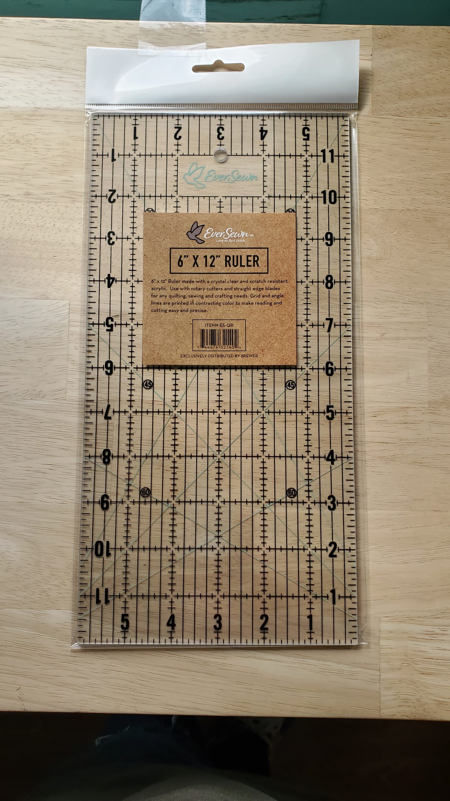 Eversewn 6″ X 12″ Clear ruler